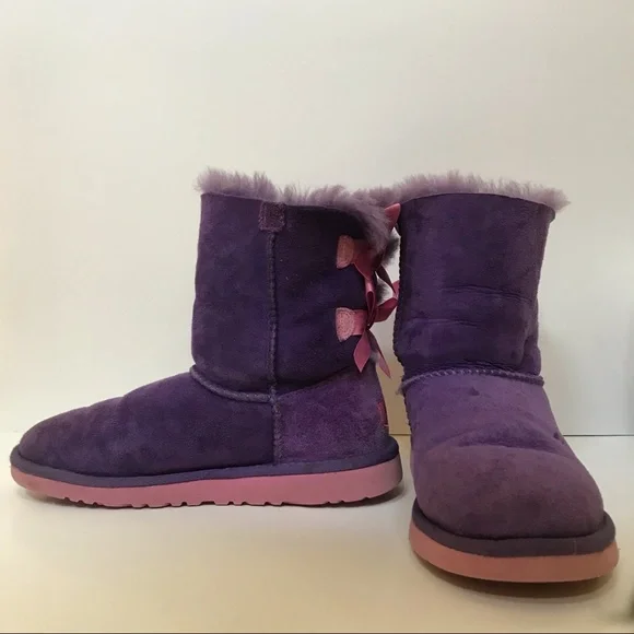 Authentic Ugg Bailey Bow II size 5 (fits women’s 7) - Picture 2 of 7
